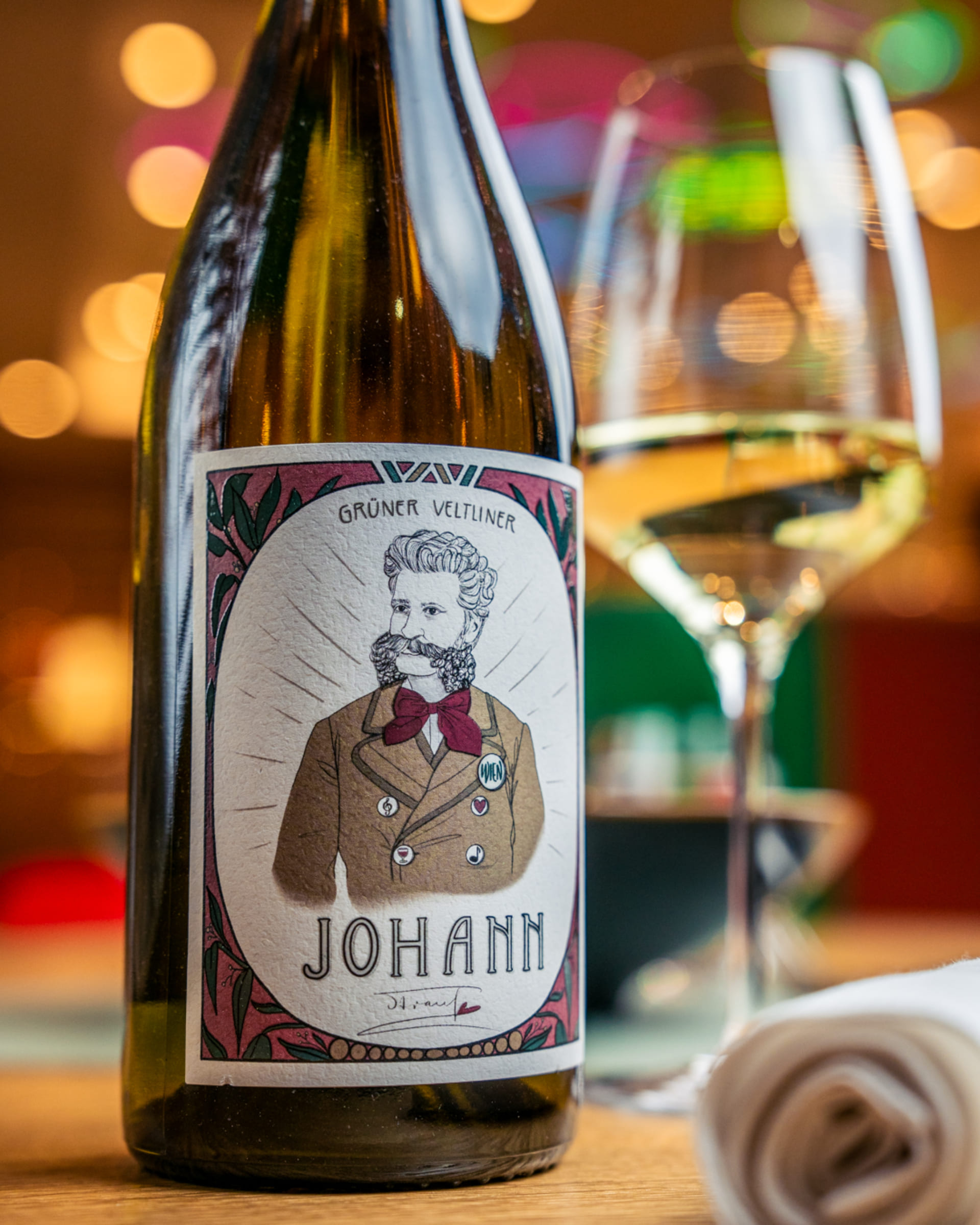 Strauss Wine ┬®Jakob Stickler